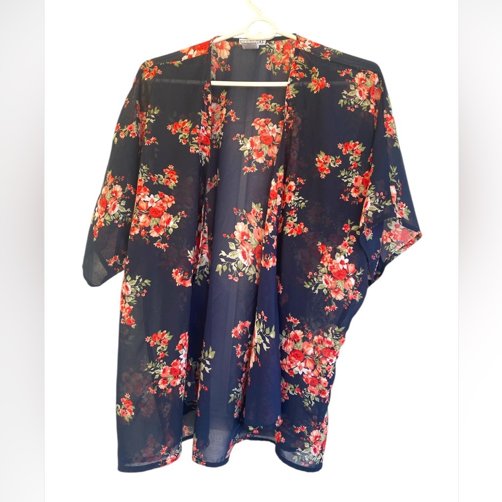 Dizzy Floral Kimono Top - Black and Red